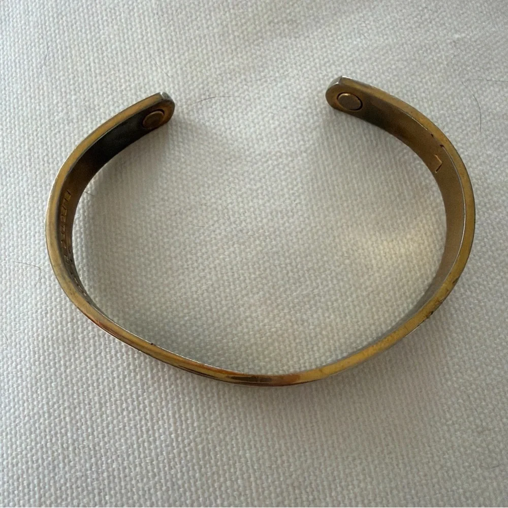 Vintage 24K Electro Plated Magnetic Gold Silvertone Cuff Bracelet 6-5/8